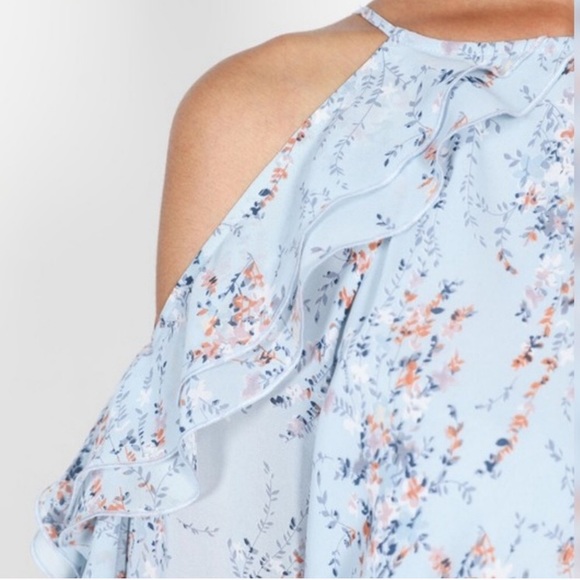 ONE S LEFT! Ruffle cold shoulder blouse - Picture 3 of 3